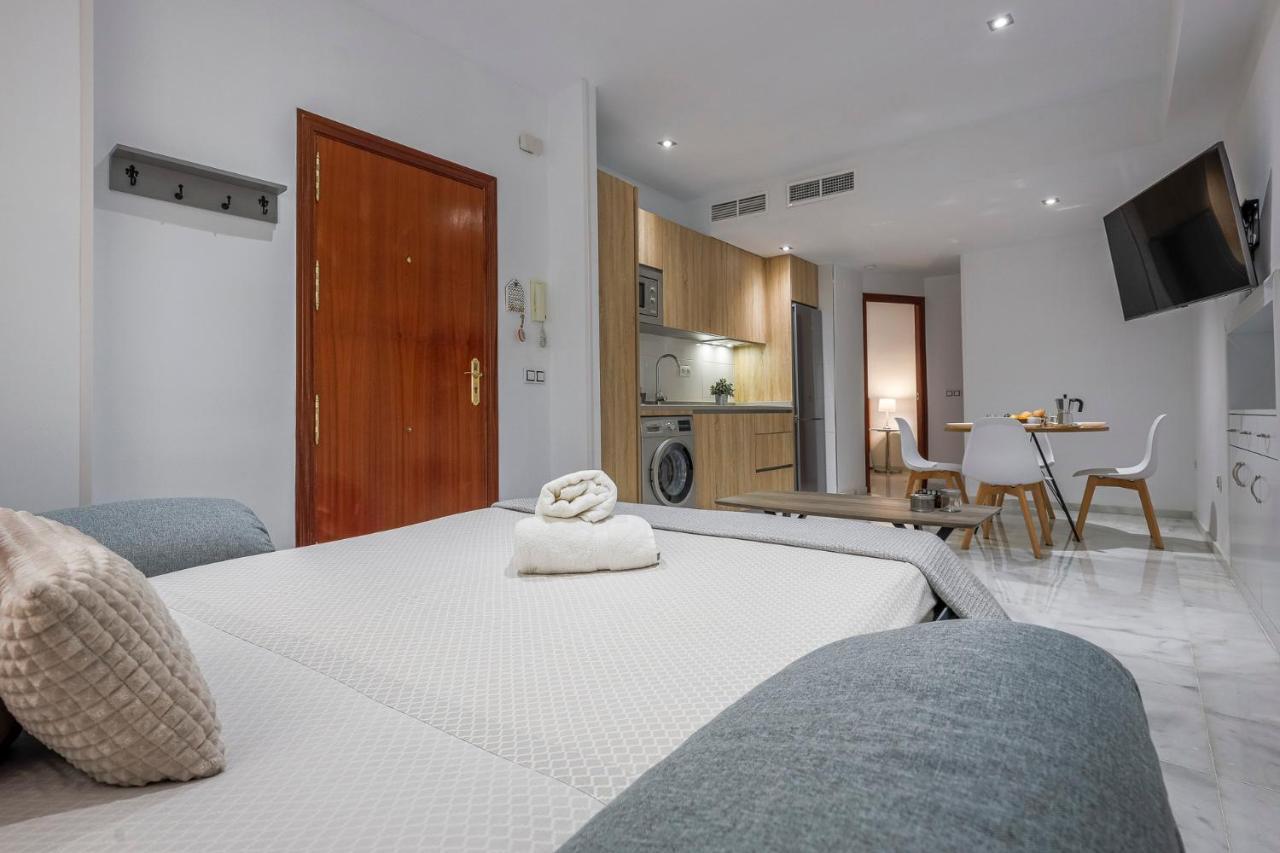 Ruisenor 10 Apartment เซบีญา ภายนอก รูปภาพ