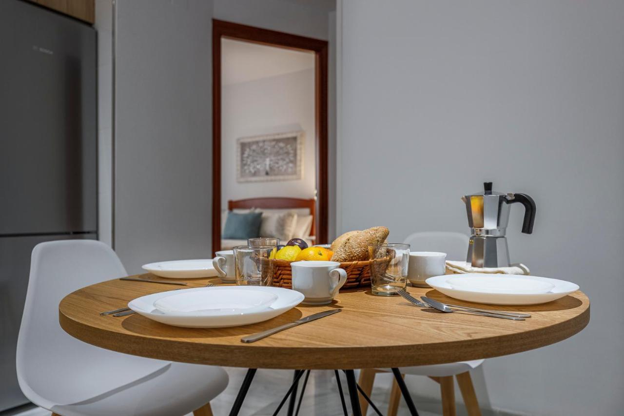 Ruisenor 10 Apartment เซบีญา ภายนอก รูปภาพ