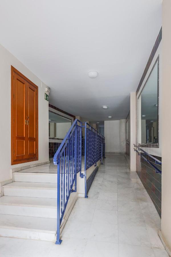 Ruisenor 10 Apartment เซบีญา ภายนอก รูปภาพ