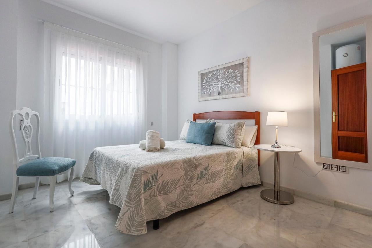 Ruisenor 10 Apartment เซบีญา ภายนอก รูปภาพ