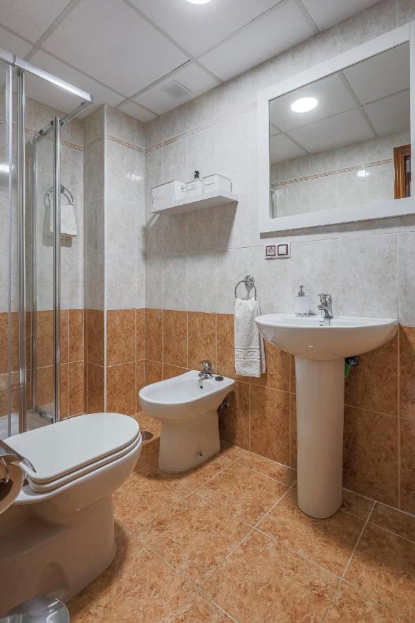 Ruisenor 10 Apartment เซบีญา ภายนอก รูปภาพ